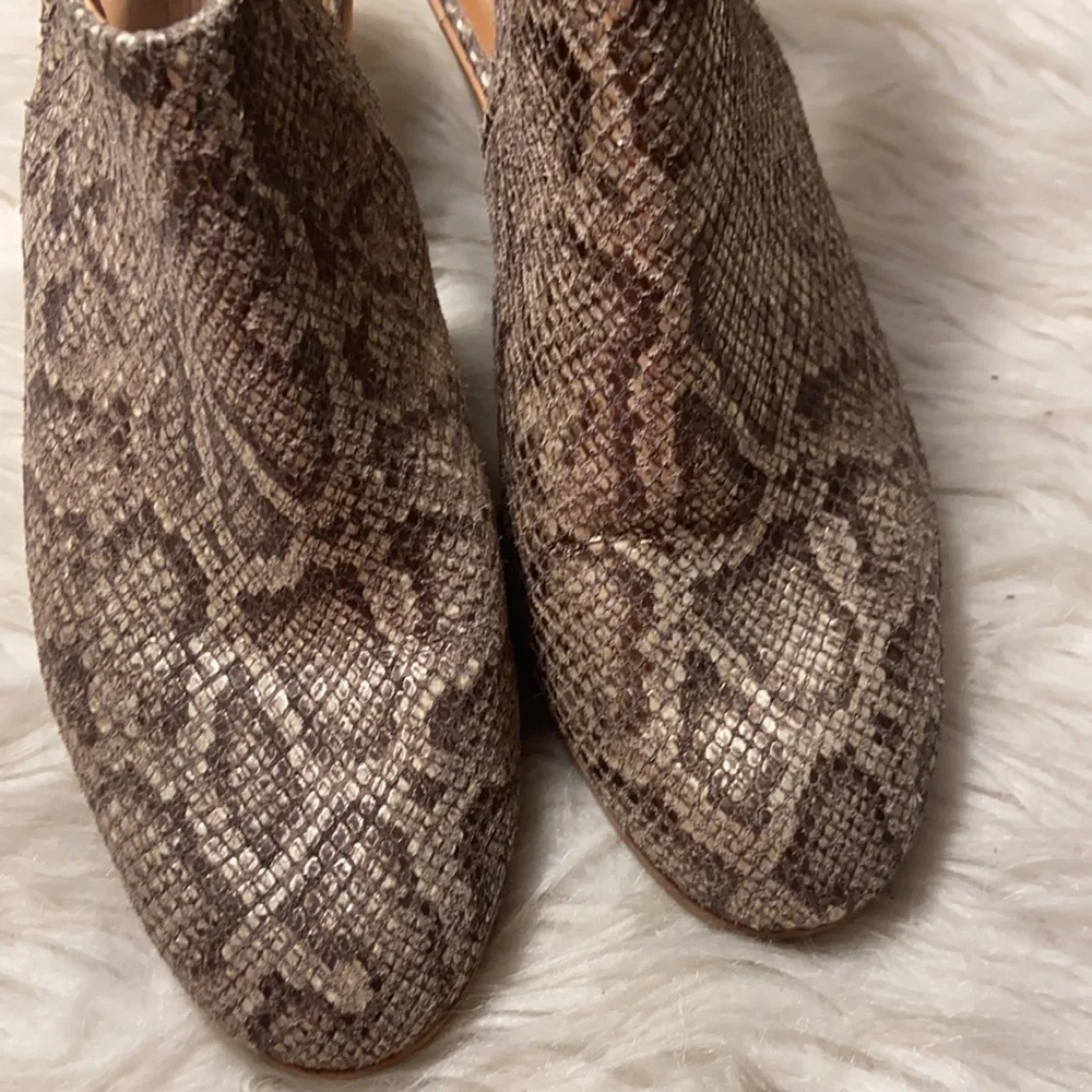 Gentle Souls Harlie Slingback snake print Shoes